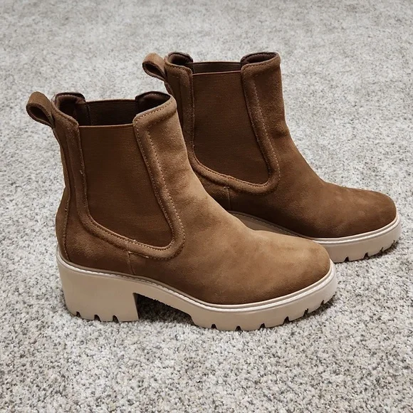 Dolce Vita Boots, Size 9 - Picture 4 of 8